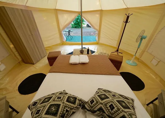 Luxury Παλιούρι