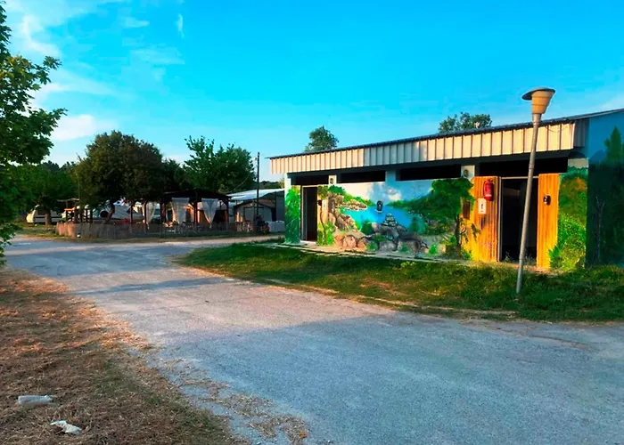 Οργανωμένο κάμπινγκ Luxury *